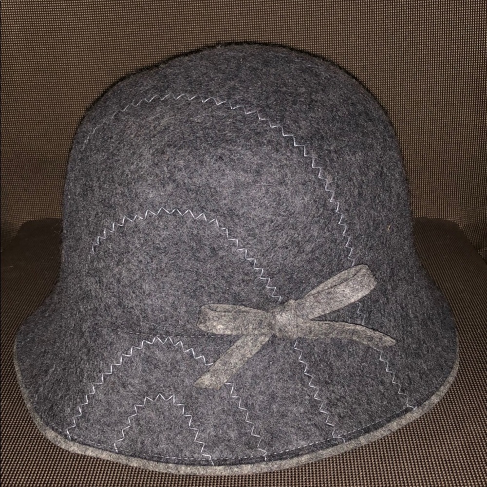 Talbots Ladies 💯 wool hat